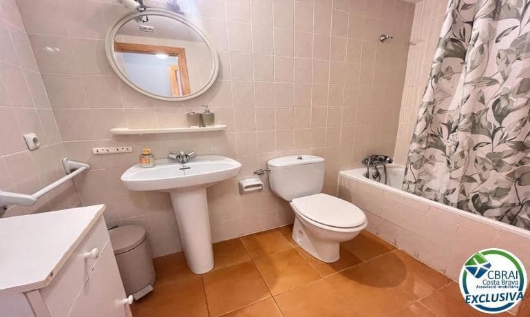 2 sypialnia Apartament na sprzedaż w Empuriabrava z basenem - 210 000 € (Ref: 9955123)