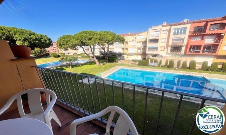 2 sypialnia Apartament na sprzedaż w Empuriabrava z basenem - 210 000 € (Ref: 9955123)