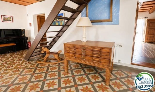 9 quarto Quinta/Casa Rural para venda em Fortià - 798 000 € (Ref: 9959742)