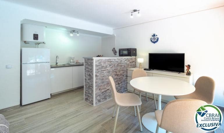 Estudio en Empuriabrava en venta - 105.000 € (Ref: 9962621)