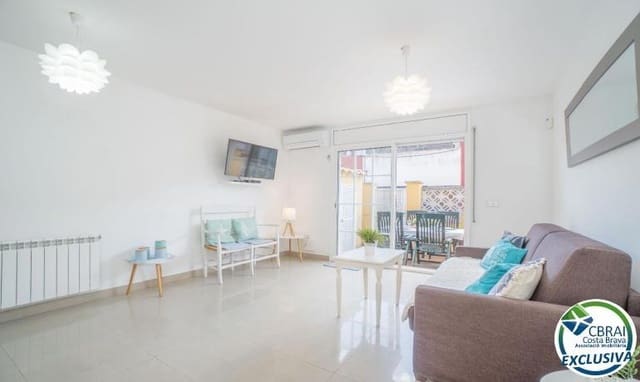 2 makuuhuone Rivitalo myytävänä paikassa Empuriabrava, Castelló d'Empúries mukana 
autotalli - 195 000 € (Ref: 9965238)