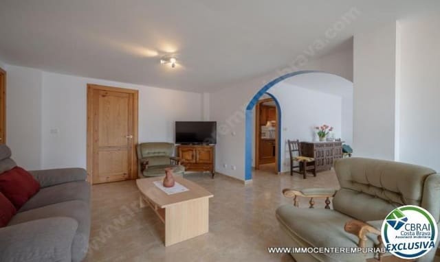 Apartamento de 4 habitaciones en Roses en venta con garaje - 249.000 € (Ref: 9973272)
