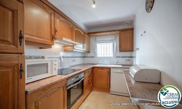 Apartamento de 4 habitaciones en Roses en venta con garaje - 249.000 € (Ref: 9973272)