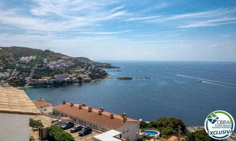 5 bedroom Villa for sale in Roses with garage - € 970,000 (Ref: 9973275)