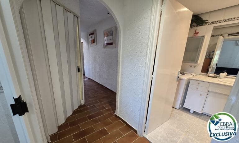 2 soverom Leilighet til salgs i Empuriabrava med garasje - € 349 000 (Ref: 9975364)