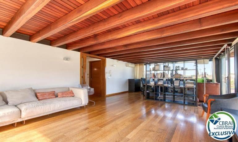 7 chambre Villa/Maison à vendre à Llanca avec garage - 990 000 € (Ref: 9977279)