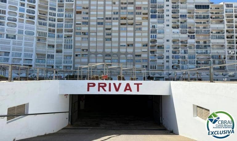 Garasje til salgs i Empuriabrava - € 24 000 (Ref: 9979783)