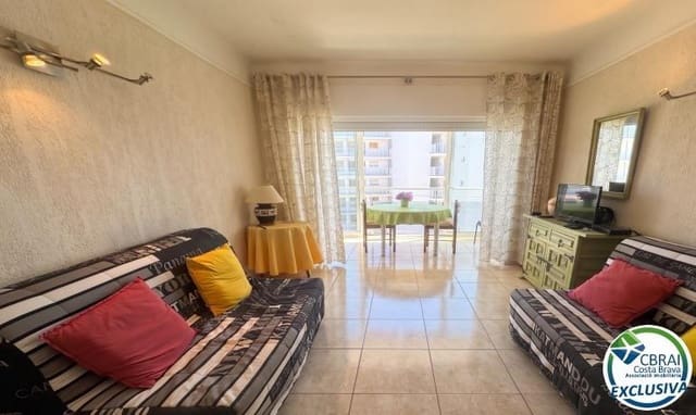 Studio for sale in Santa Margarida, Roses - € 105,000 (Ref: 9979784)