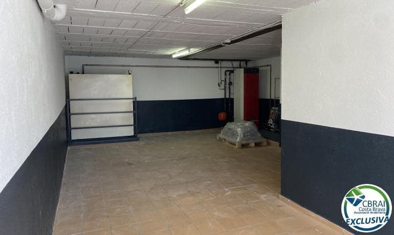 4 chambre Maison de Ville à vendre à Roses avec garage - 390 000 € (Ref: 9982943)