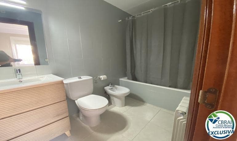 4 chambre Maison de Ville à vendre à Roses avec garage - 390 000 € (Ref: 9982943)
