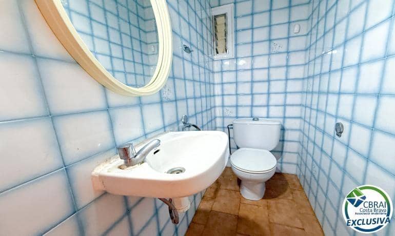 3 makuuhuone Huoneisto myytävänä paikassa Roses - 209 000 € (Ref: 9986833)
