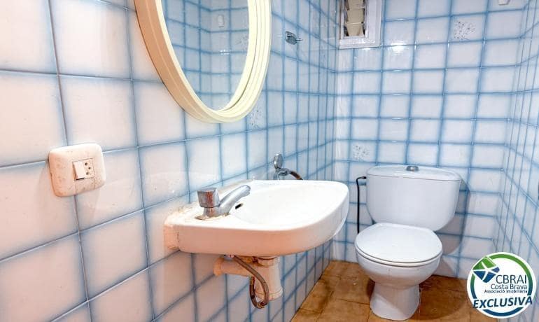 3 makuuhuone Huoneisto myytävänä paikassa Roses - 209 000 € (Ref: 9986833)