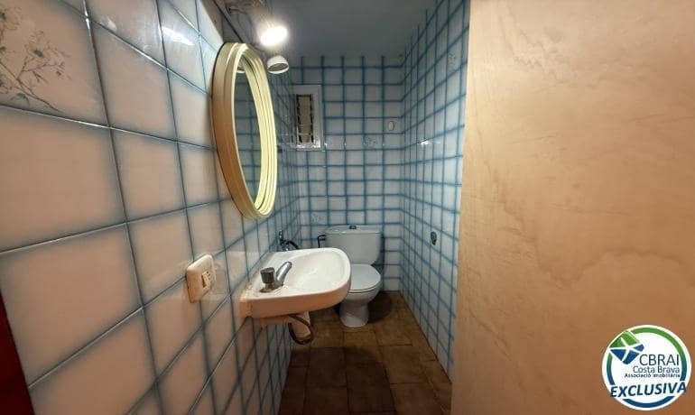 3 makuuhuone Huoneisto myytävänä paikassa Roses - 209 000 € (Ref: 9986833)