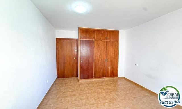 Apartamento de 3 habitaciones en Roses en venta - 209.000 € (Ref: 9986833)