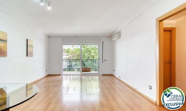 Apartamento de 2 habitaciones en Roses en venta - 175.000 € (Ref: 9986834)