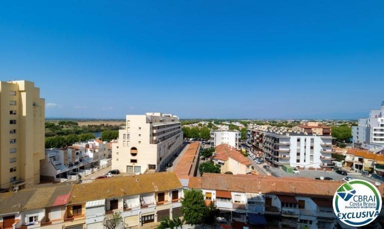 2 sypialnia Apartament na sprzedaż w Empuriabrava z garażem - 160 000 € (Ref: 9990691)
