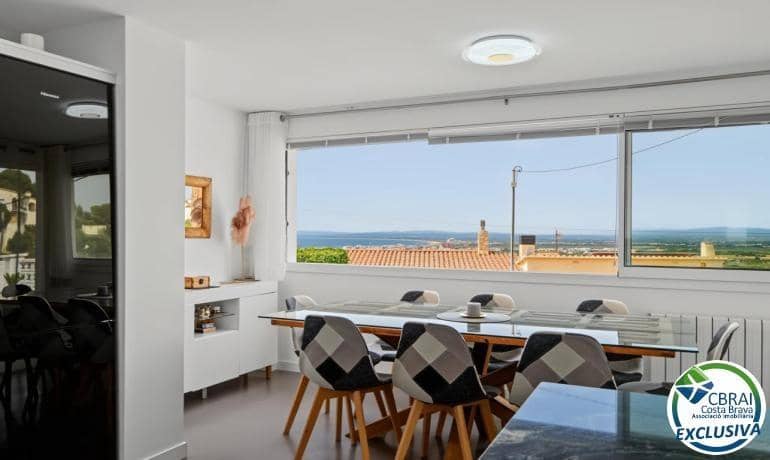 3 camera da letto Villa in vendita in Roses con piscina garage - 489.000 € (Rif: 9999591)