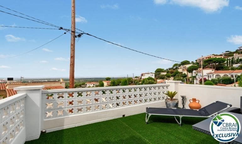 3 camera da letto Villa in vendita in Roses con piscina garage - 489.000 € (Rif: 9999591)