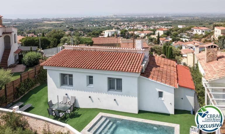 3 camera da letto Villa in vendita in Roses con piscina garage - 489.000 € (Rif: 9999591)