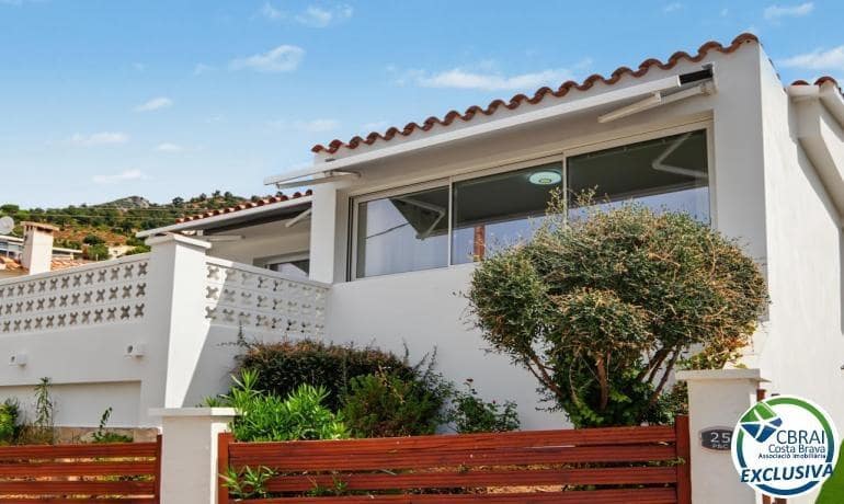 3 camera da letto Villa in vendita in Roses con piscina garage - 489.000 € (Rif: 9999591)