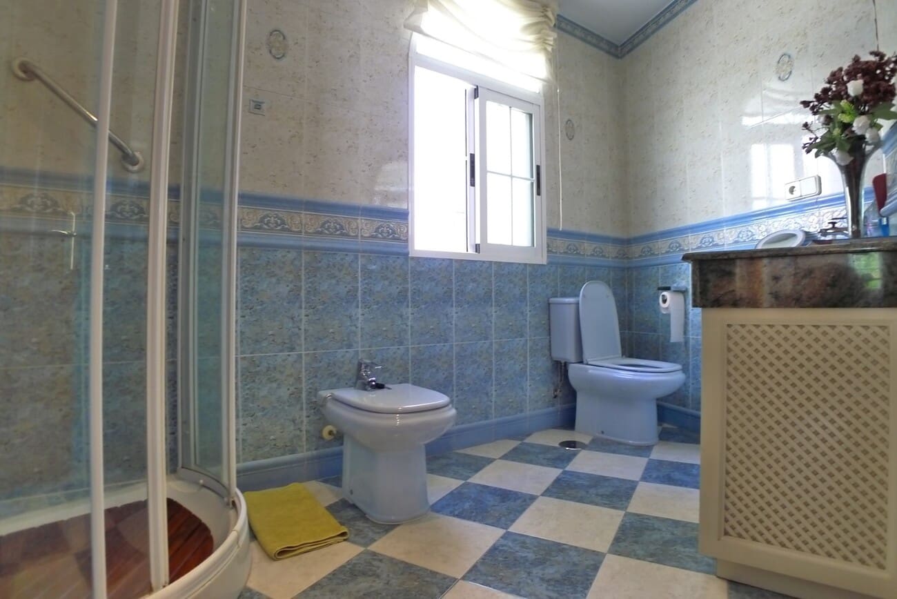 3 bedroom Townhouse for sale in Nerja with garage - € 636,000 (Ref: 10008382)