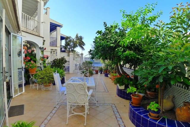 3 bedroom Townhouse for sale in Nerja with garage - € 636,000 (Ref: 10008382)