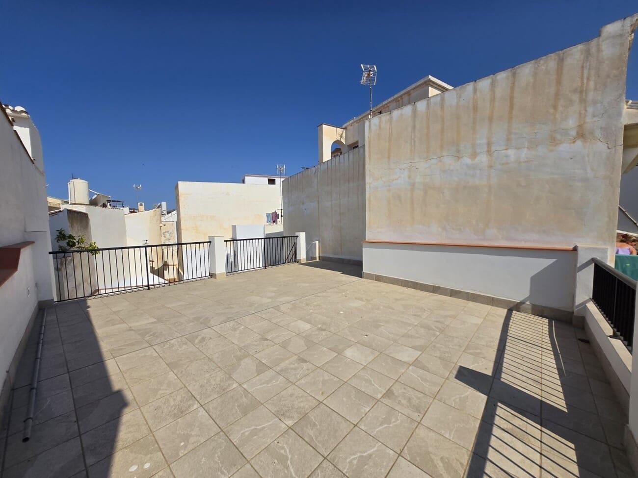 5 quarto Casa em Banda para venda em Nerja - 1 260 000 € (Ref: 10008384)