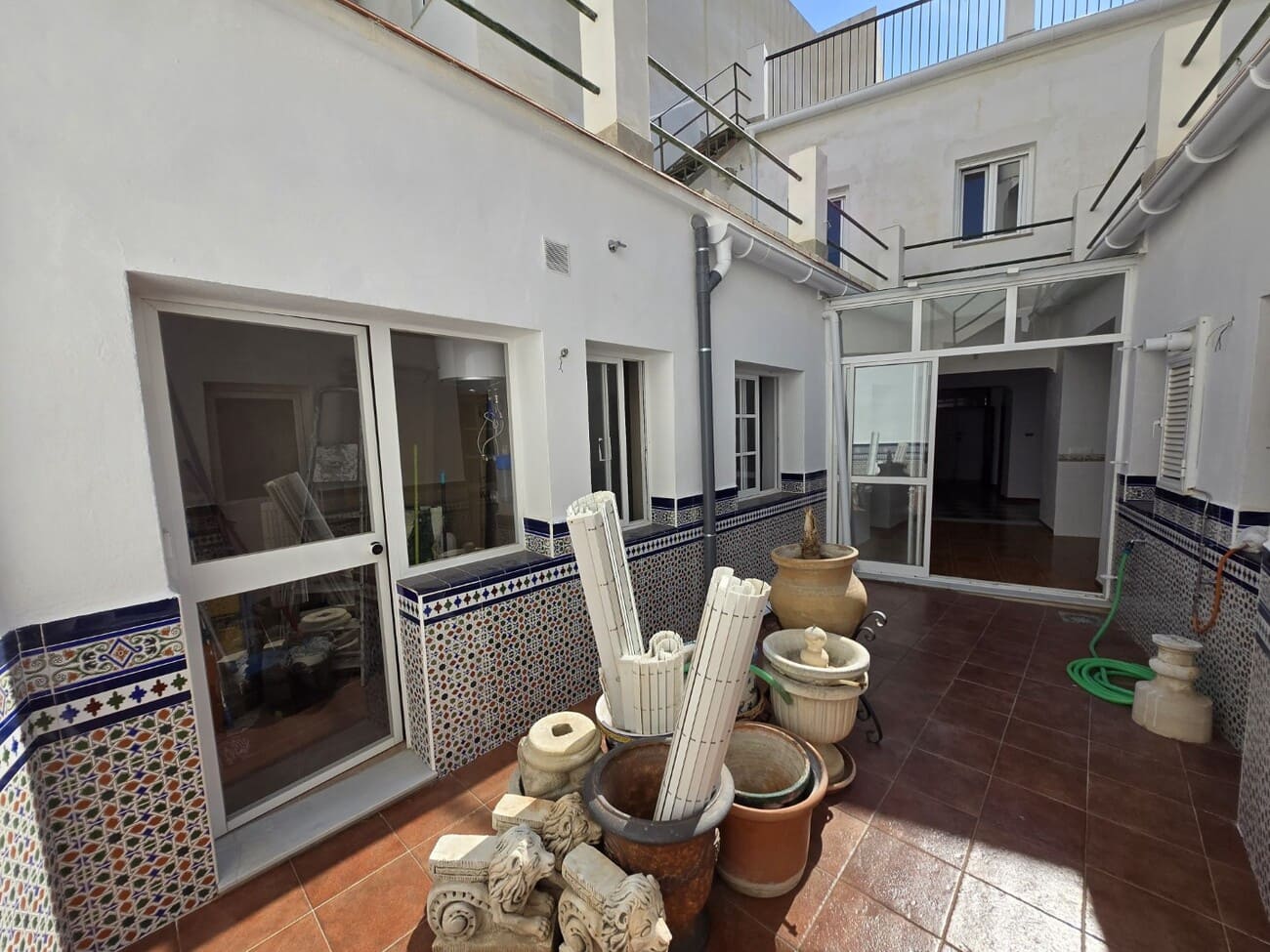5 quarto Casa em Banda para venda em Nerja - 1 260 000 € (Ref: 10008384)