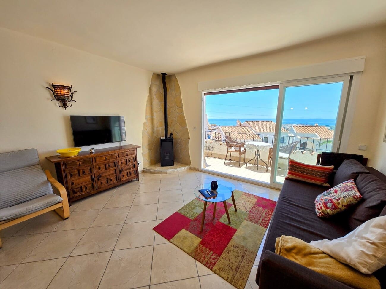 1 bedroom Apartment for sale in Nerja with pool - € 249,000 (Ref: 10011071)