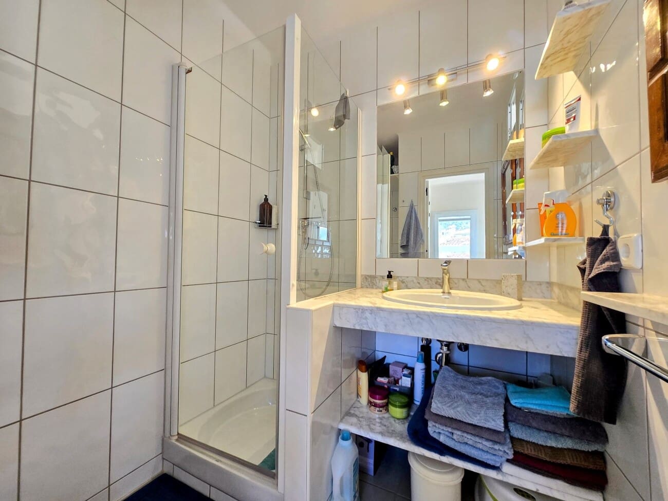 1 bedroom Apartment for sale in Nerja with pool - € 249,000 (Ref: 10011071)