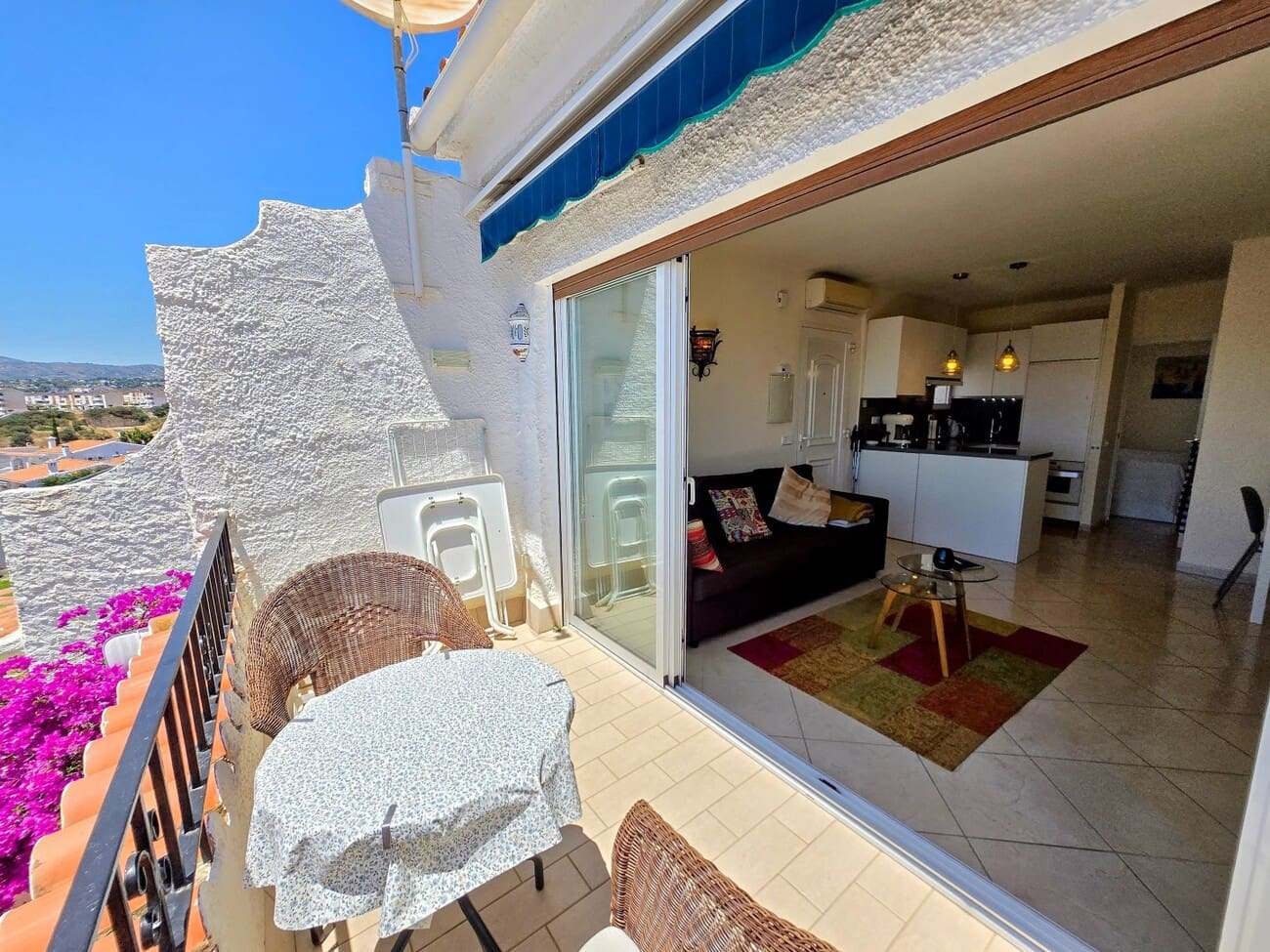 1 bedroom Apartment for sale in Nerja with pool - € 249,000 (Ref: 10011071)