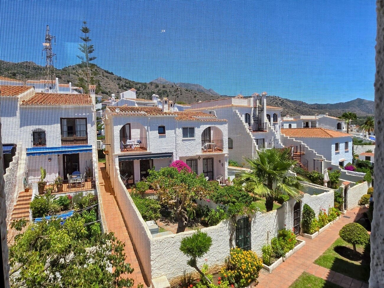 1 bedroom Apartment for sale in Nerja with pool - € 249,000 (Ref: 10011071)