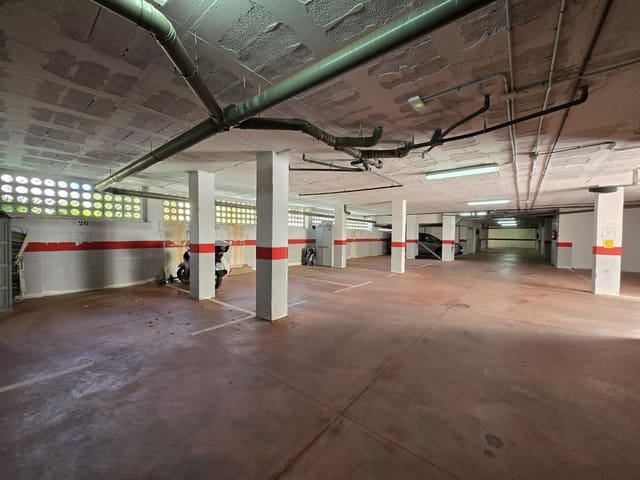 Autotalli myytävänä paikassa Nerja - 46 000 € (Ref: 10022074)