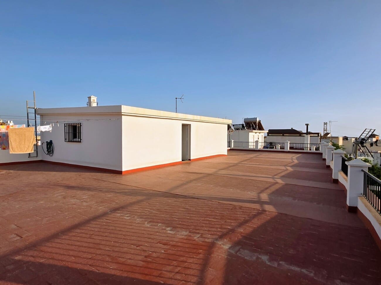 4 slaapkamer Appartement te koop in Nerja - € 445.500 (Ref: 10058010)