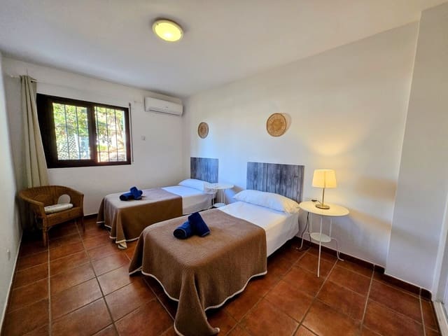 4 chambre Villa/Maison à vendre à Nerja avec piscine garage - 1 390 500 € (Ref: 10077691)