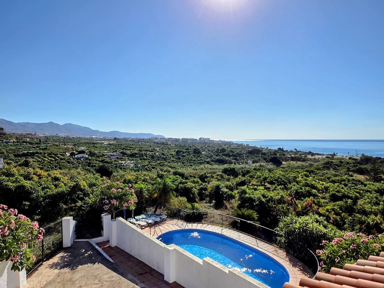 4 chambre Villa/Maison à vendre à Nerja avec piscine garage - 1 390 500 € (Ref: 10077691)