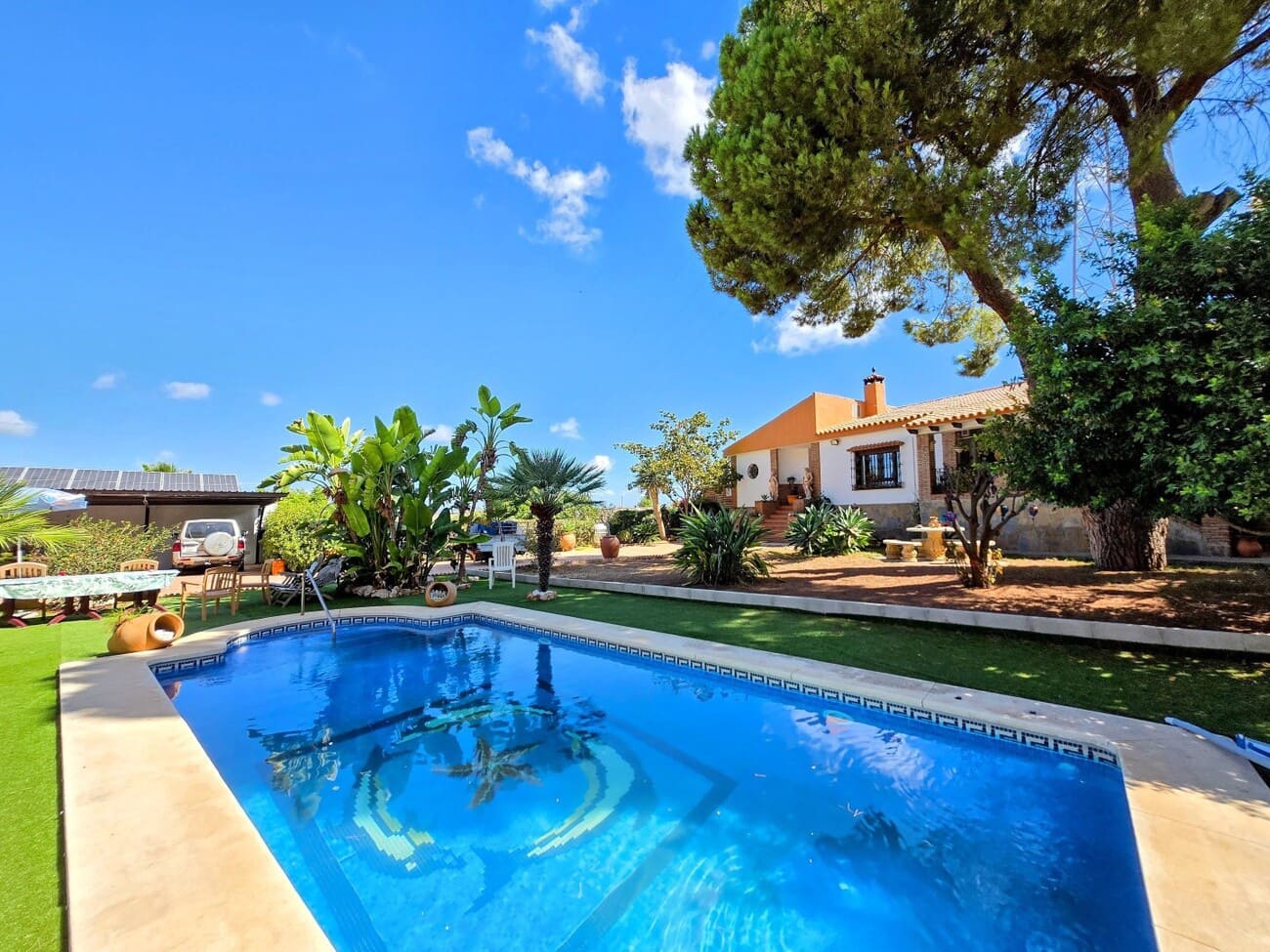 5 soveværelse Villa til salg i Alhaurin de la Torre med swimmingpool garage - € 735.000 (Ref: 10077692)
