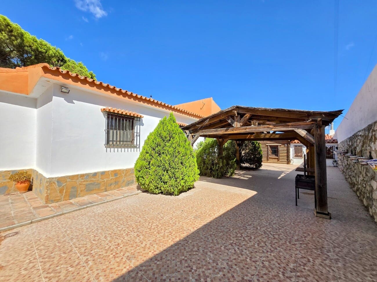 5 soveværelse Villa til salg i Alhaurin de la Torre med swimmingpool garage - € 735.000 (Ref: 10077692)