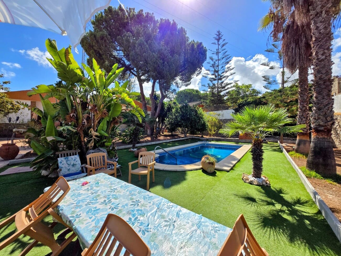 5 soveværelse Villa til salg i Alhaurin de la Torre med swimmingpool garage - € 735.000 (Ref: 10077692)