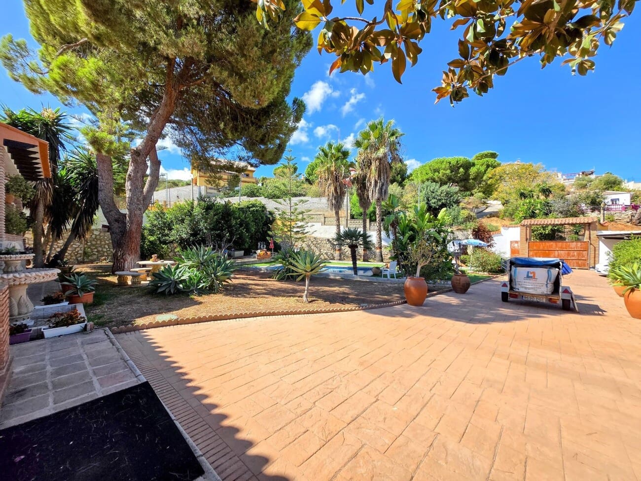5 soveværelse Villa til salg i Alhaurin de la Torre med swimmingpool garage - € 735.000 (Ref: 10077692)