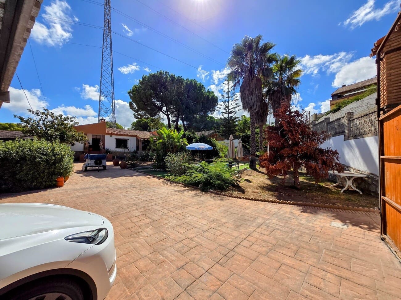 5 soveværelse Villa til salg i Alhaurin de la Torre med swimmingpool garage - € 735.000 (Ref: 10077692)
