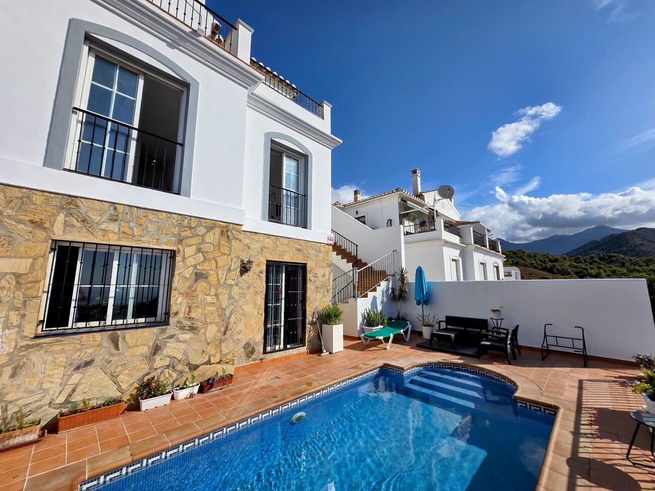 4 chambre Villa/Maison à vendre à Frigiliana avec piscine garage - 950 000 € (Ref: 10094267)