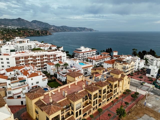 2 sypialnia Apartament na sprzedaż w Nerja - 349 000 € (Ref: 10128122)