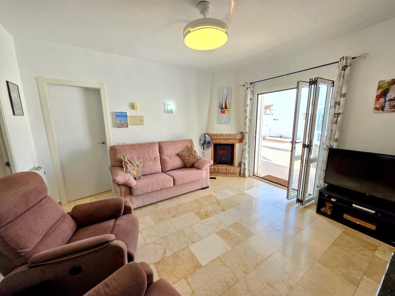 1 chambre Appartement à vendre à Maro avec piscine garage - 155 000 € (Ref: 10157416)