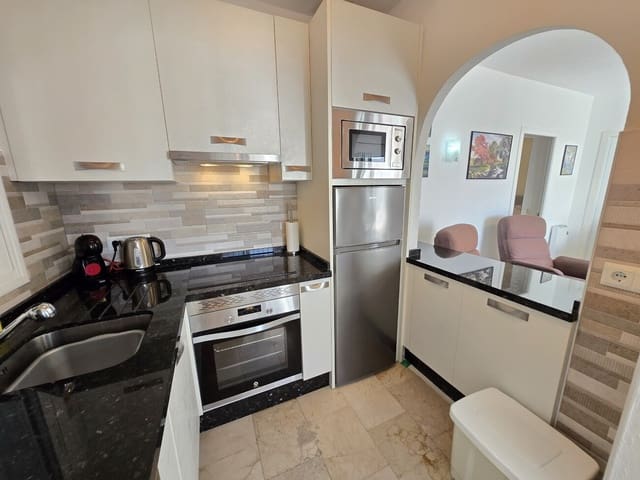 1 chambre Appartement à vendre à Maro, Nerja avec piscine garage - 155 000 € (Ref: 10157416)