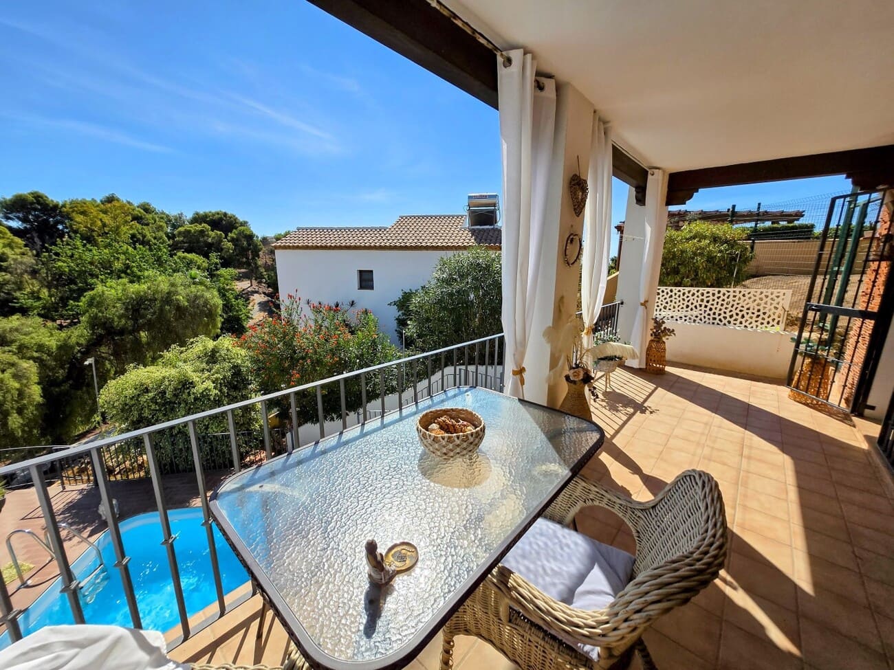 4 soveværelse Villa til salg i Nerja med swimmingpool garage - € 929.000 (Ref: 10173358)