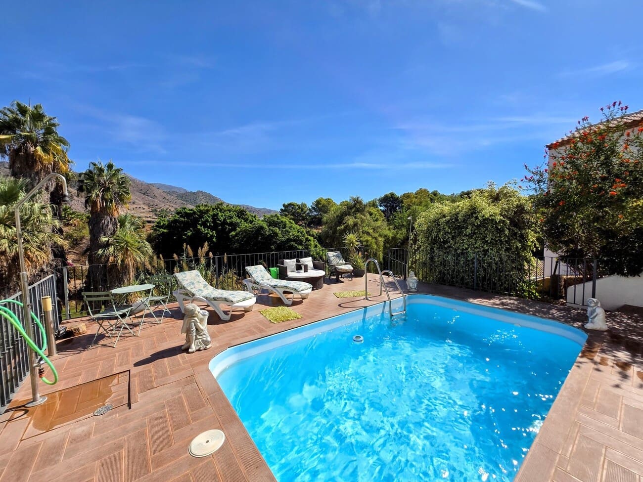 4 soveværelse Villa til salg i Nerja med swimmingpool garage - € 929.000 (Ref: 10173358)