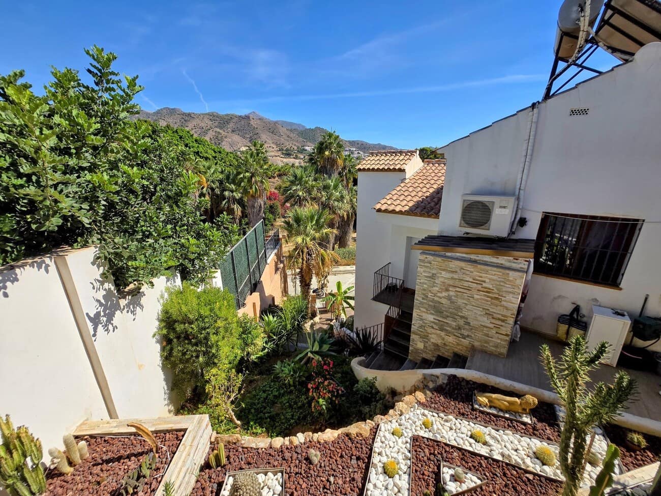 4 soveværelse Villa til salg i Nerja med swimmingpool garage - € 929.000 (Ref: 10173358)