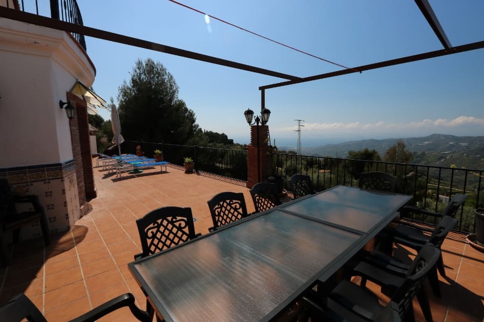 7 soverom Finca/Herregård til salgs i Frigiliana med svømmebasseng garasje - € 1 200 000 (Ref: 3409385)