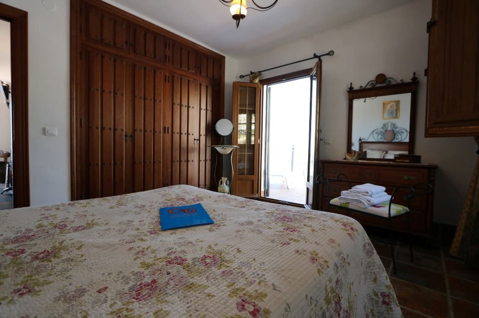 7 soverom Finca/Herregård til salgs i Frigiliana med svømmebasseng garasje - € 1 200 000 (Ref: 3409385)